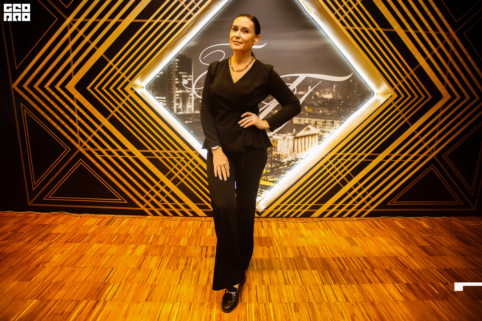 504_21-12-09 ISAEVA KASHIN SHVETS.jpg