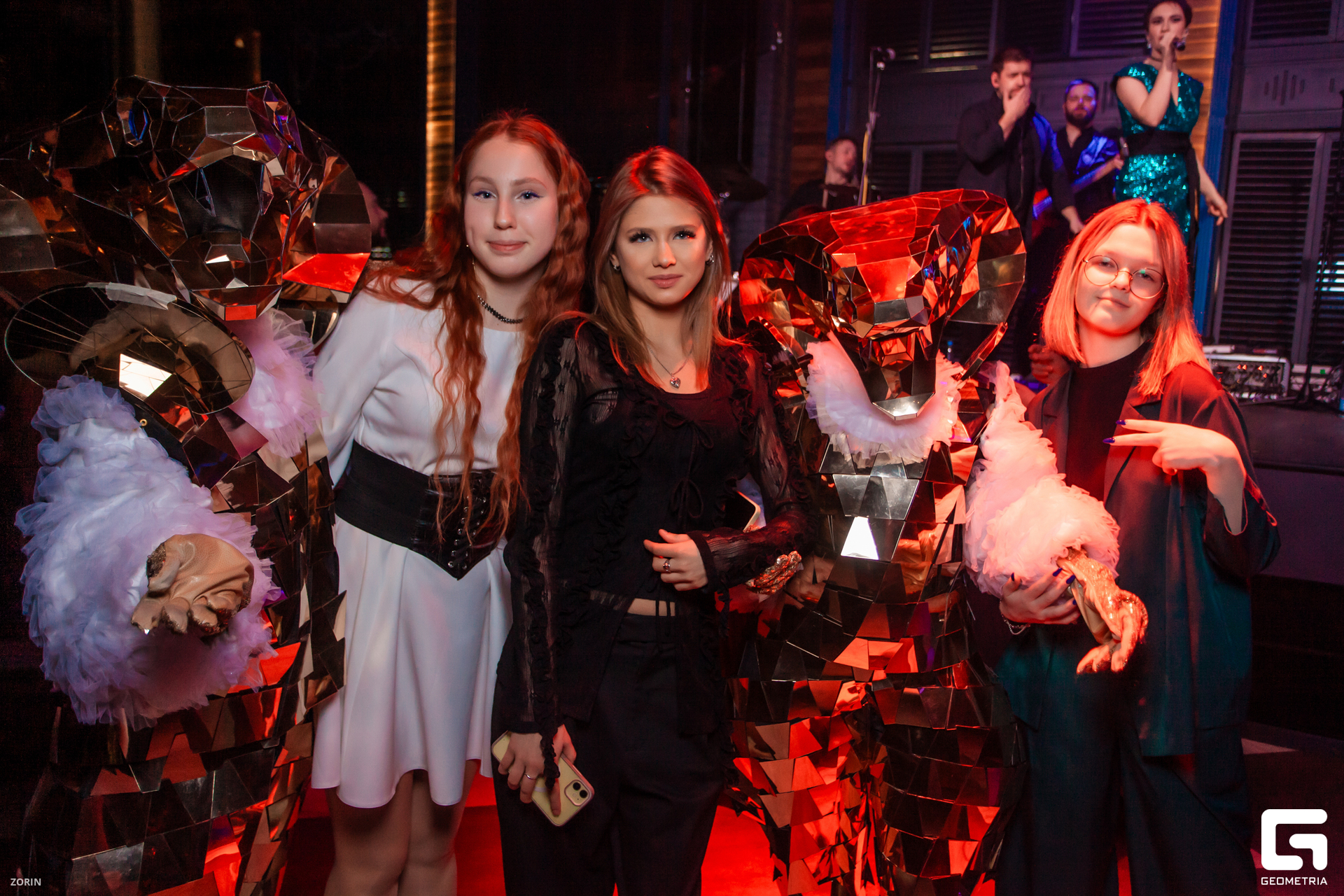 053-23-10-48-31-12-24- Zorin.jpg