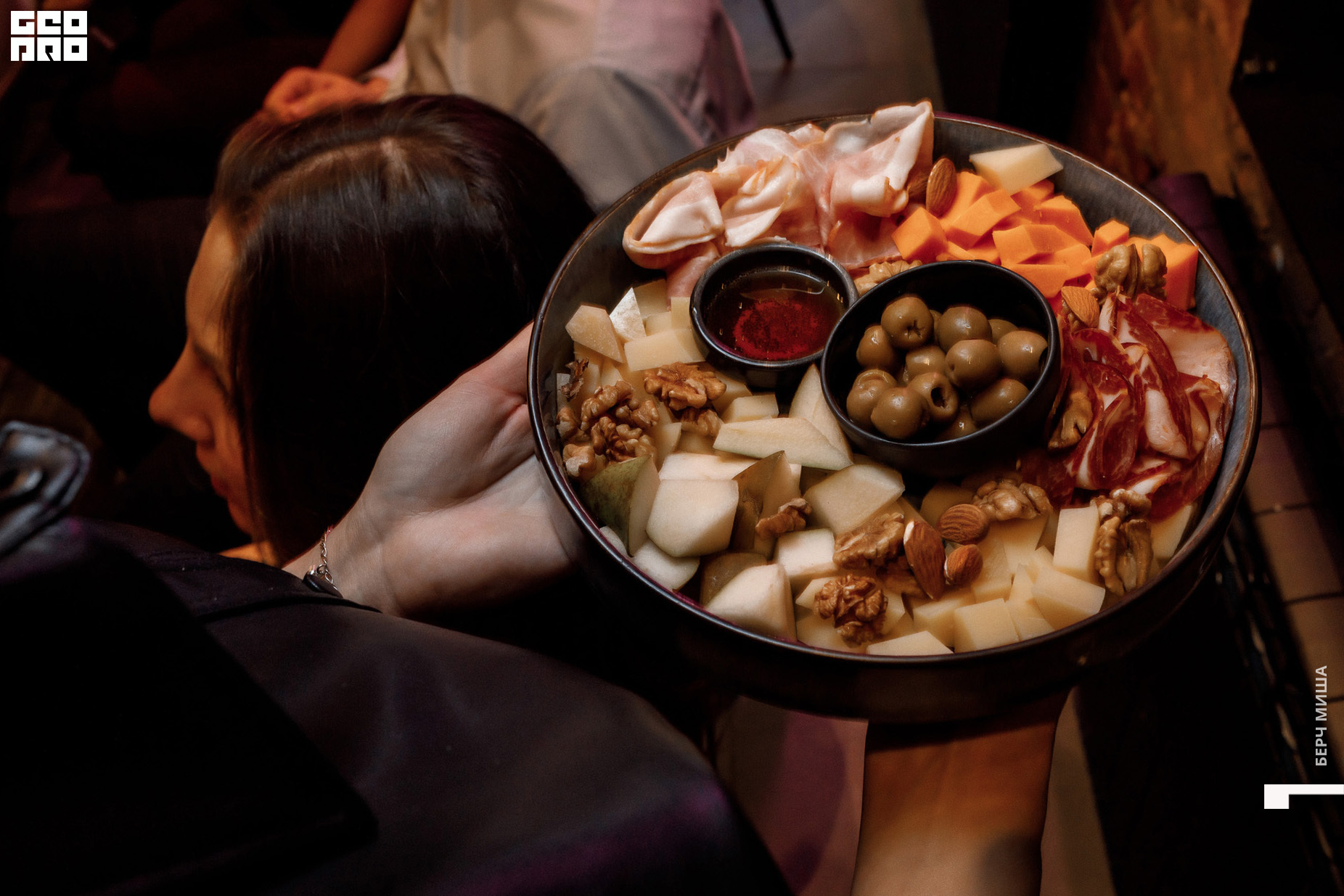 @misha.byorch 0049.jpg