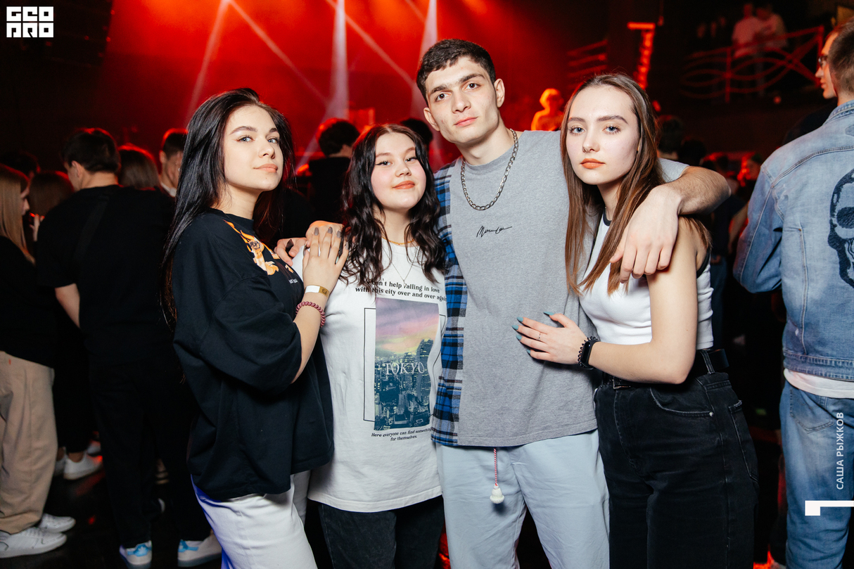 Fffstav ABRIKOS ARENA 25