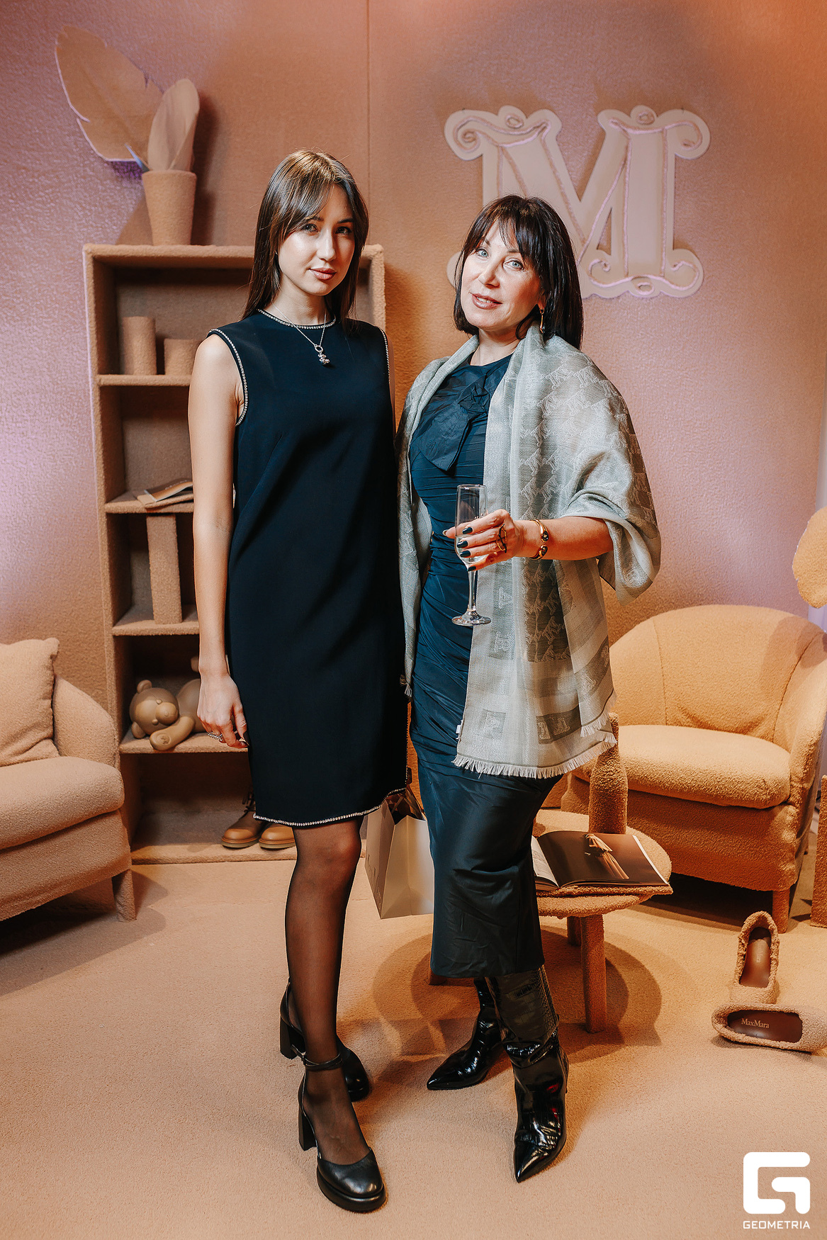 maxMara_02.10.23_006.jpg