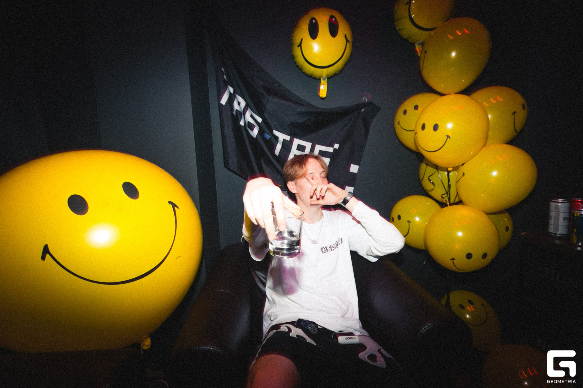 007 Repeat 21.10.jpg