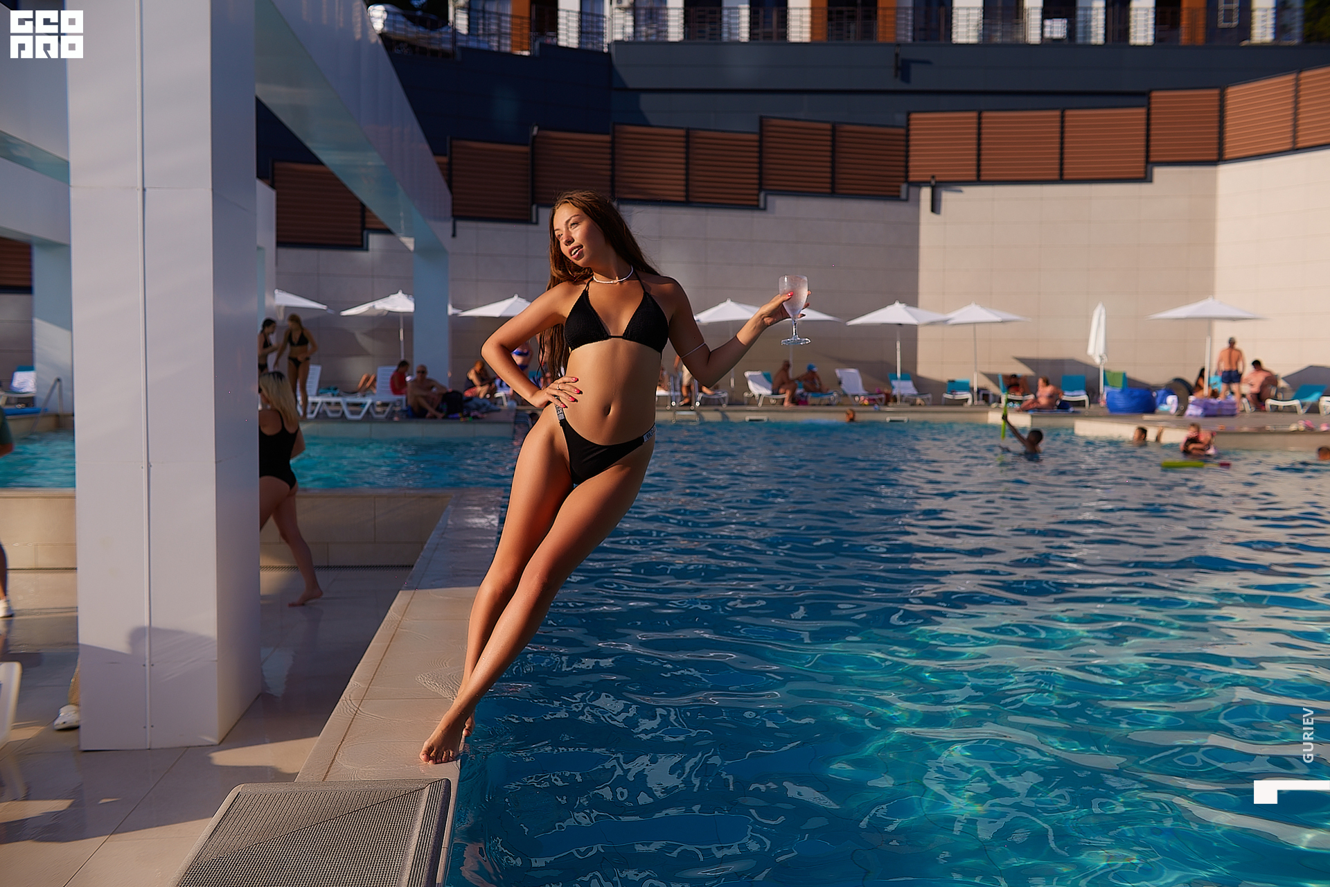 residense opening055.jpg