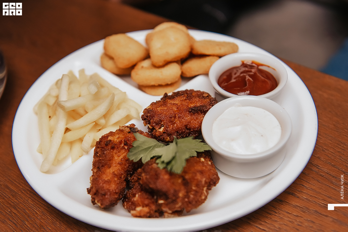 Препати DJ-cafe в «Жёлтом Шкафу» 28