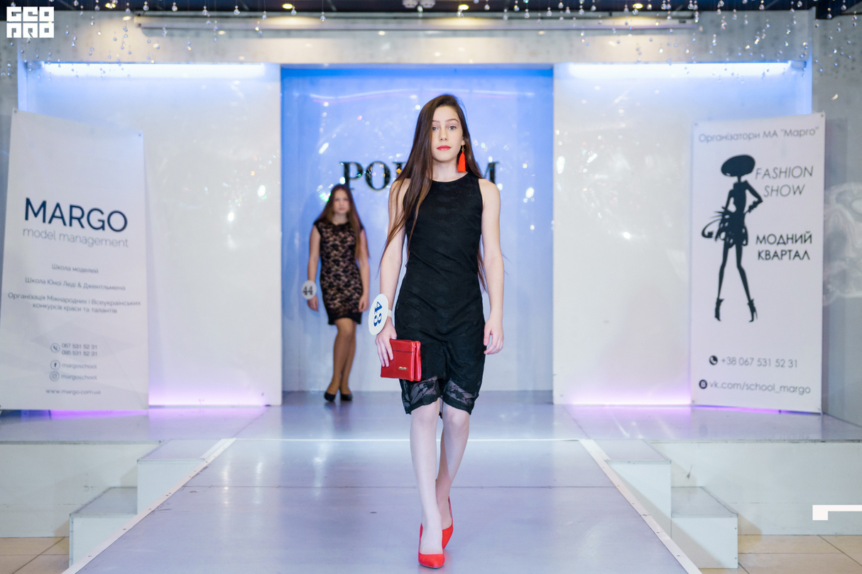 Podium - Відкритий урок Школи MARGO  Fashion show "Модний квартал" Ч2 10