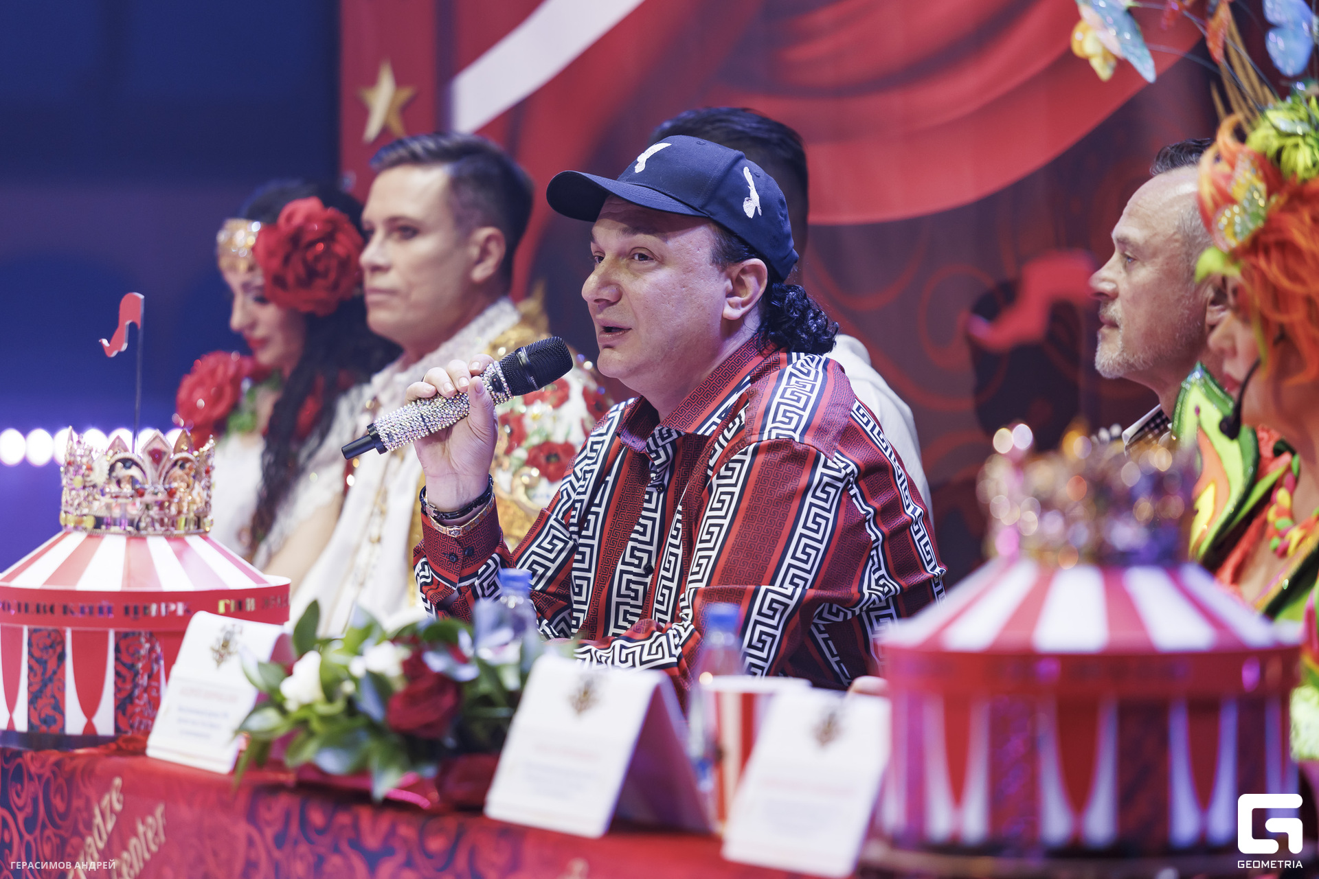 100 Цирк 29. 05.jpg