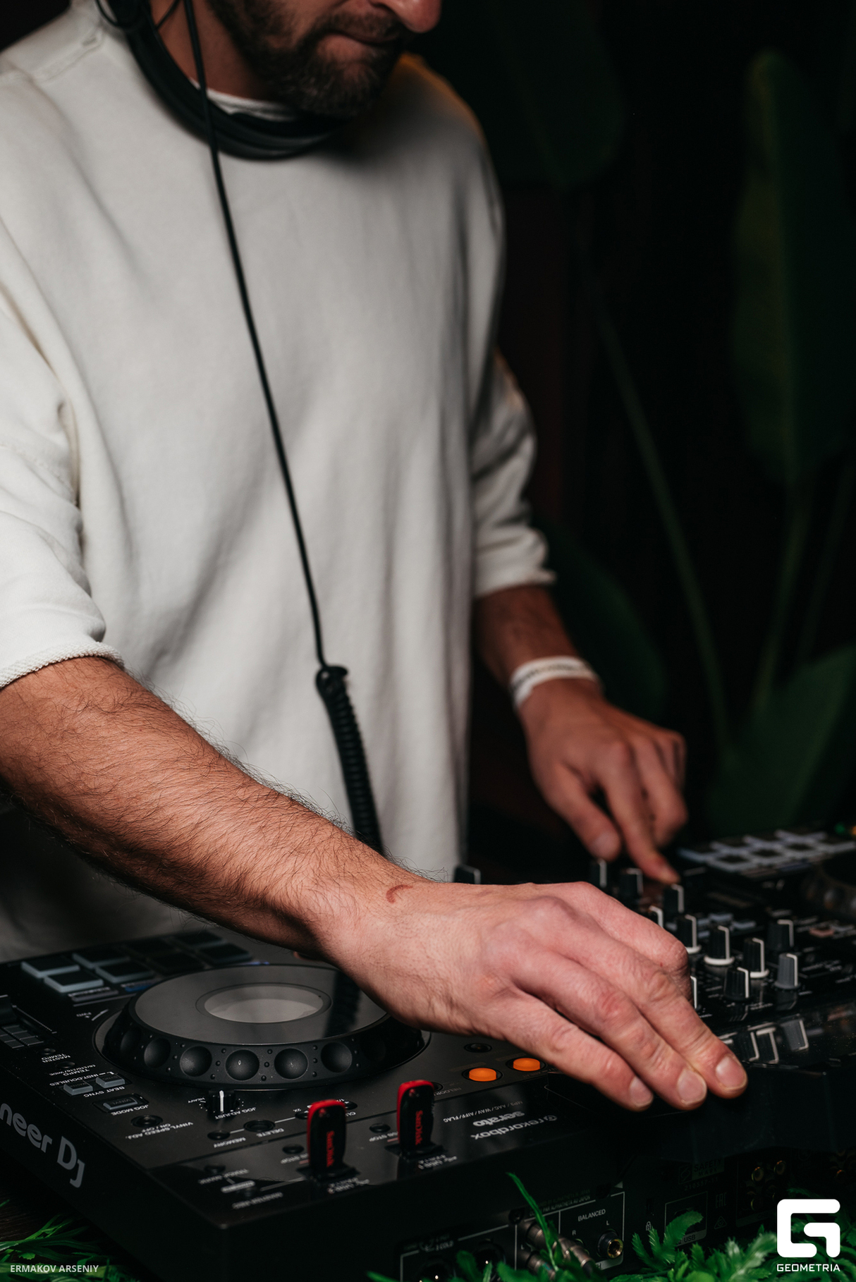 Вечеринка WHITE LABEL от BEAT:COM 11