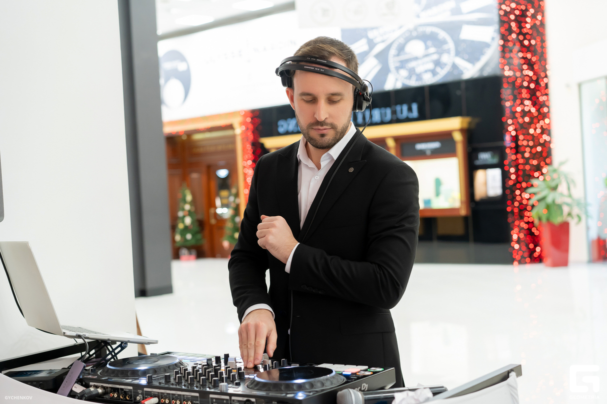 PRE Christmas POP UP ужин с КЕЙТЕРИНГ BUREAU в ТРК «СИТИ ЦЕНТР» 10