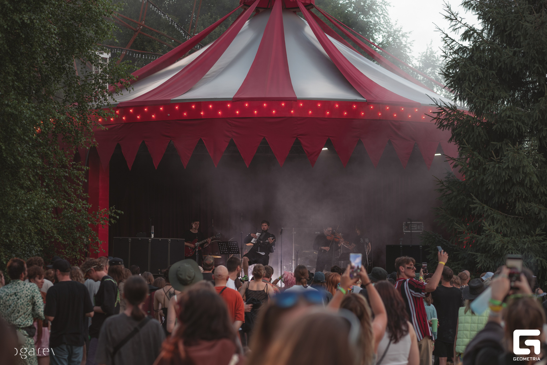 OUTLINE 2024-427-148.jpg