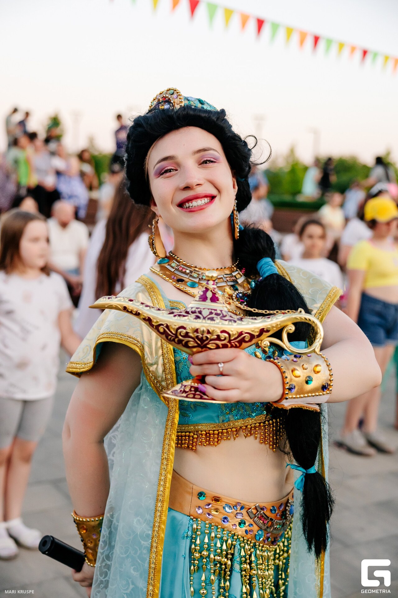 MARI0960 (2)_resized.jpg