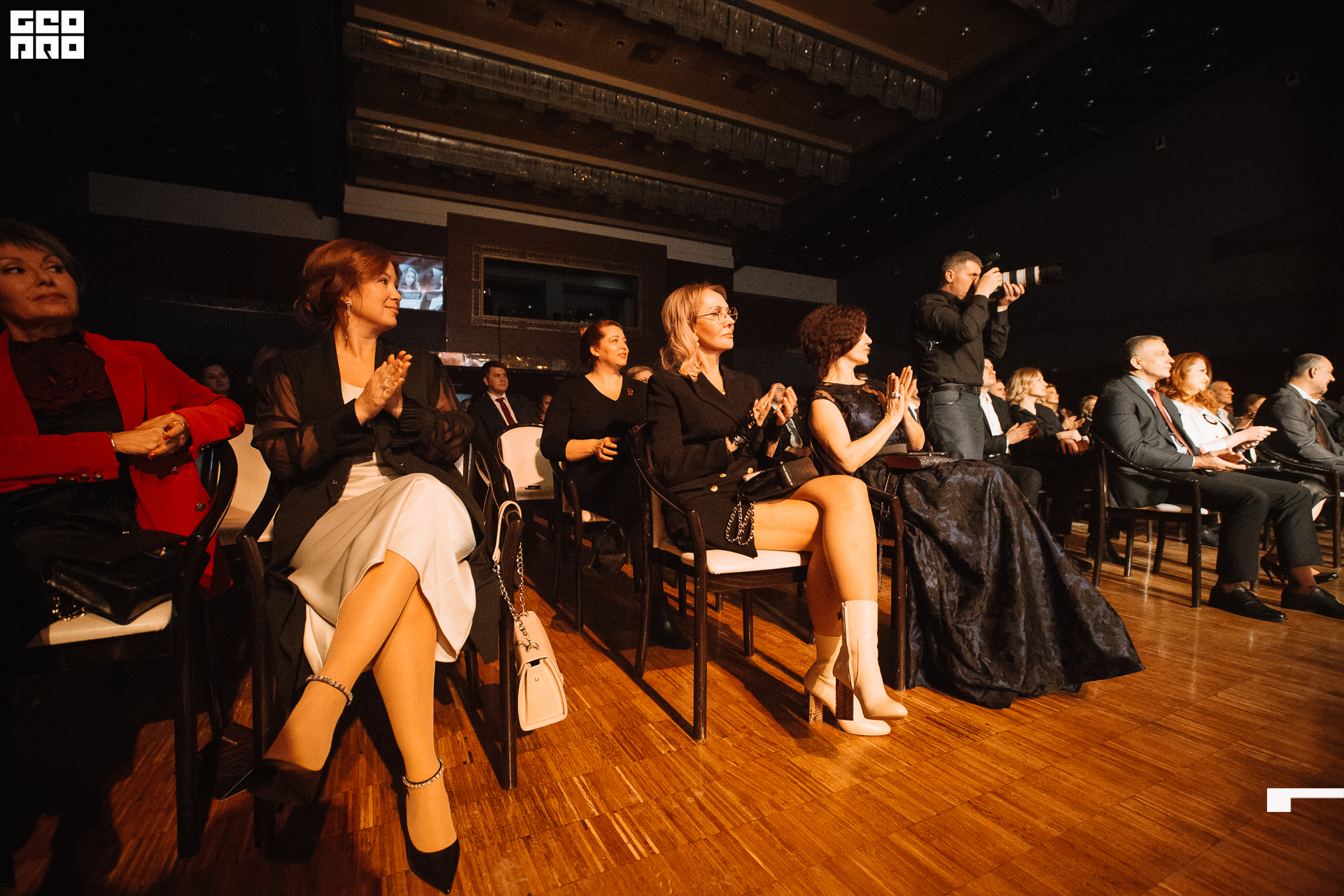 290_21-12-09 ISAEVA KASHIN SHVETS.jpg