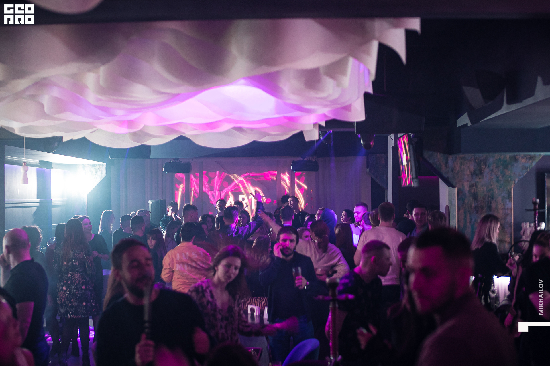 048-21-03-2021-03-45-Shake - Mikhailov - 2560.jpg