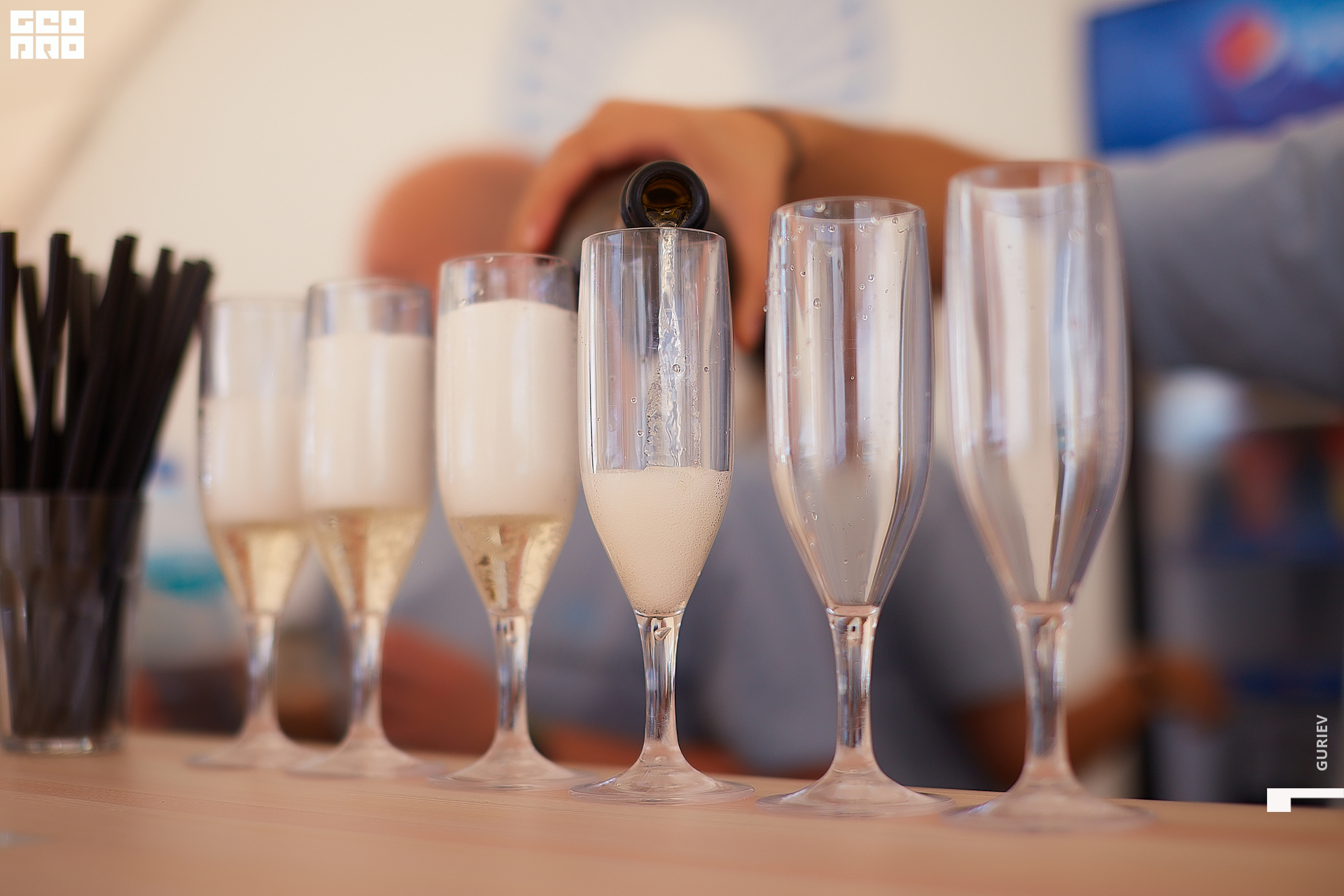 residense opening003.jpg