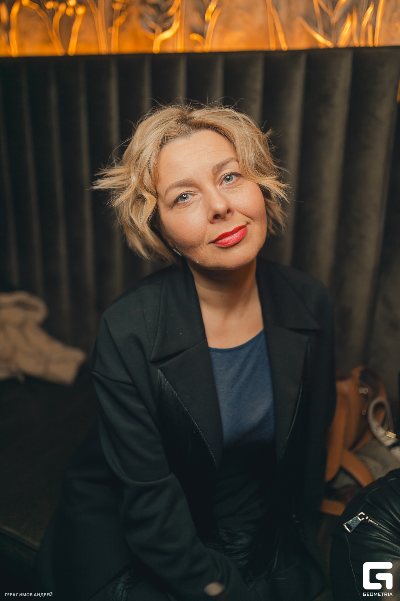 048 Bloom 12. 01.jpg