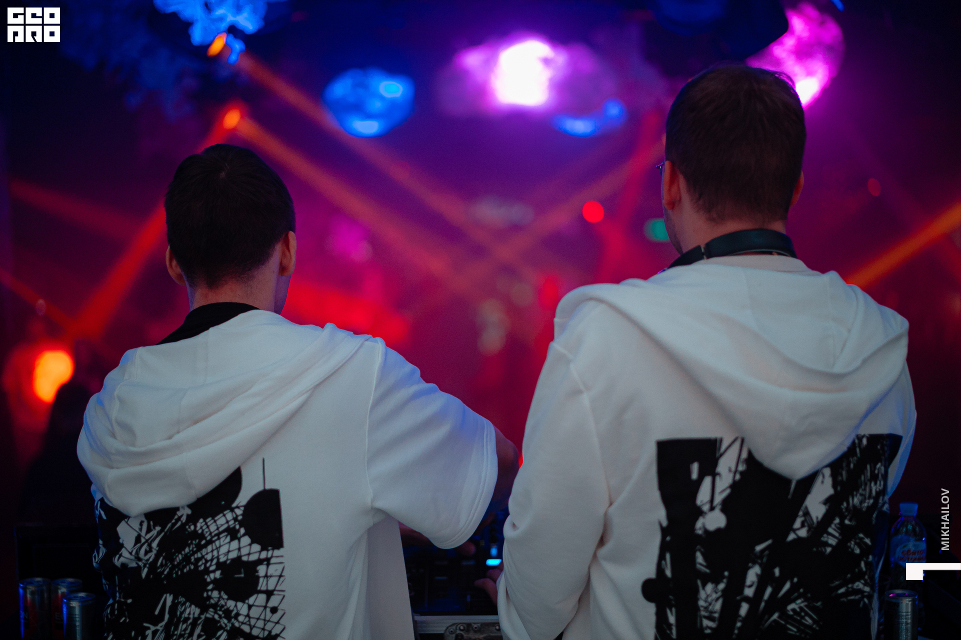 016-11-04-2021-00-46-We are - Mikhailov - 2560.jpg