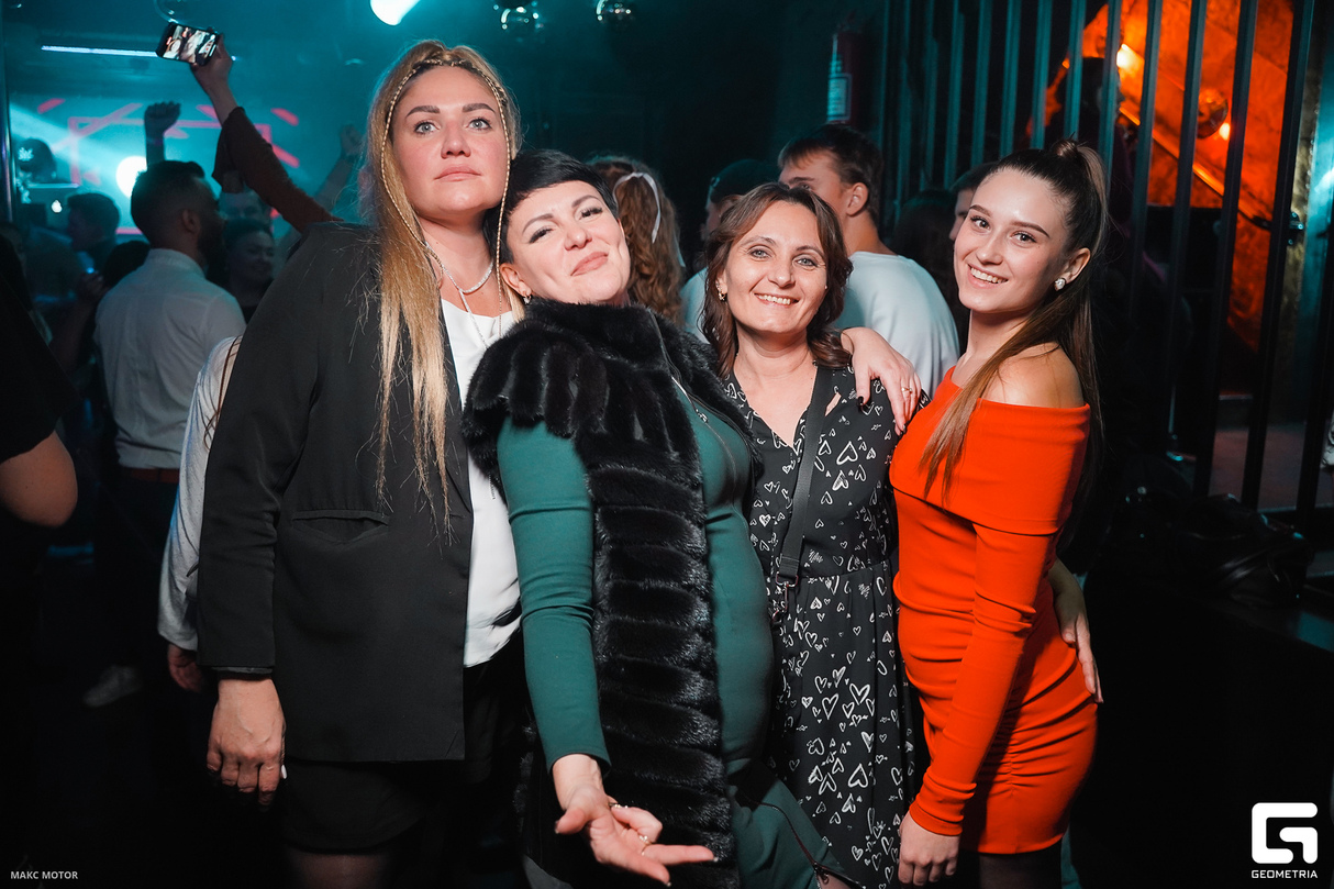 Saturday Night 18