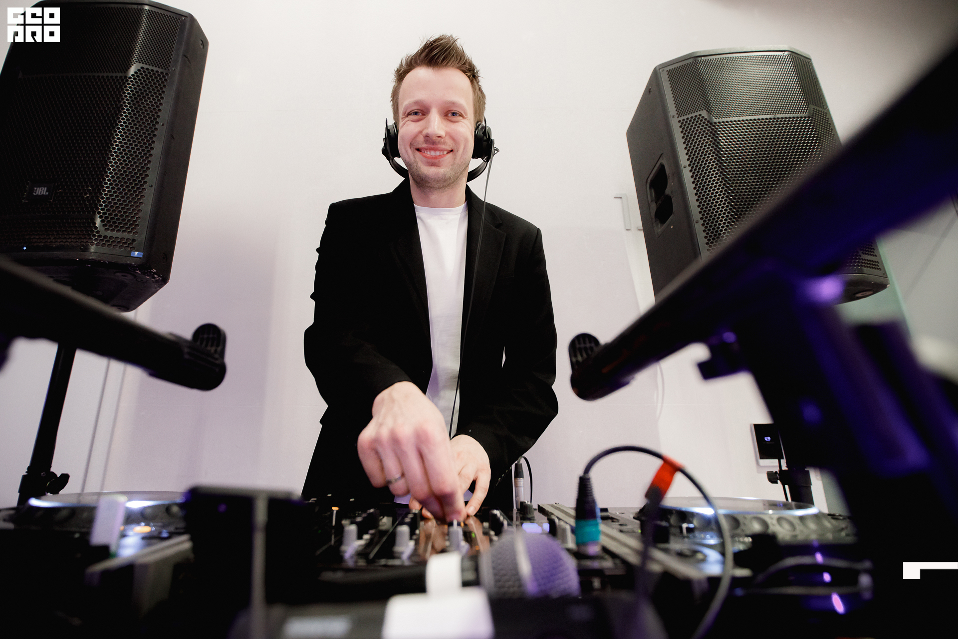 005 030322 200520 .jpg