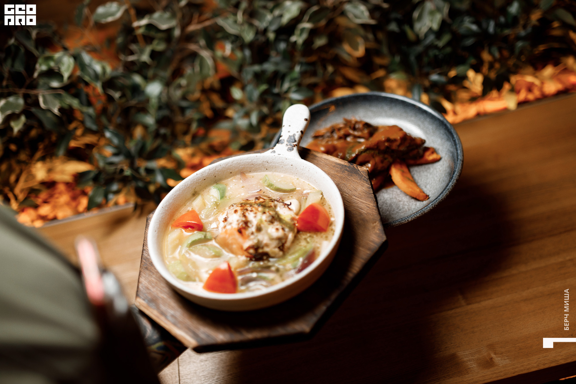 @misha.byorch 0053.jpg