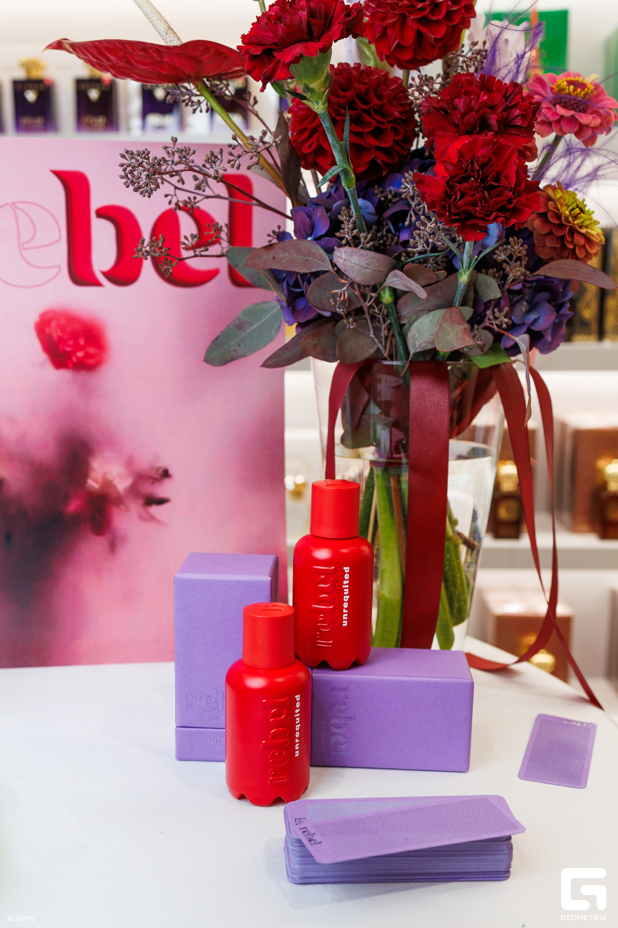 BEL REBEL В MOLECULE 14