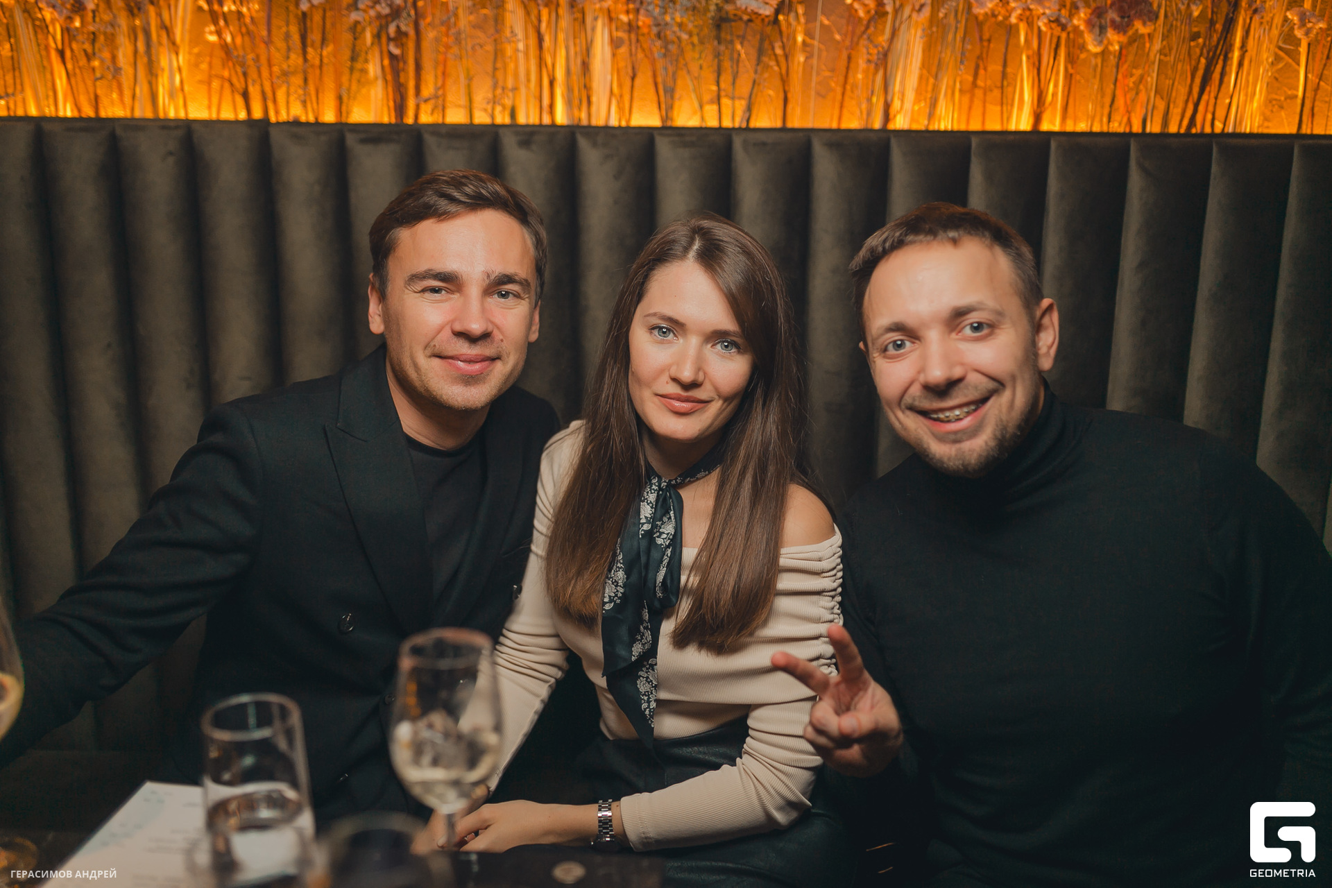 044 Bloom 12. 01.jpg