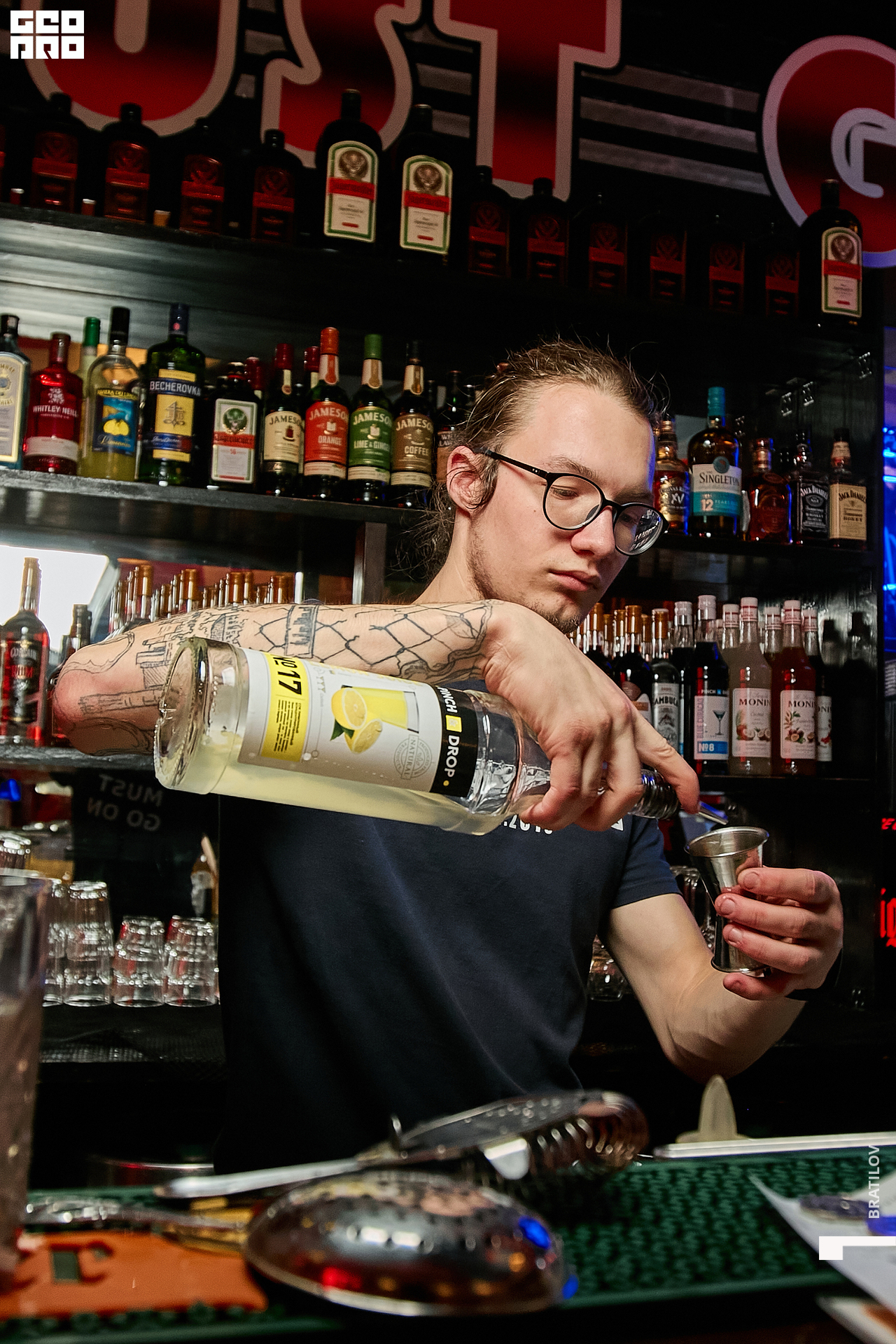 00055 - 2022-10-01 02.22.38 - Alex Bratilov.jpg