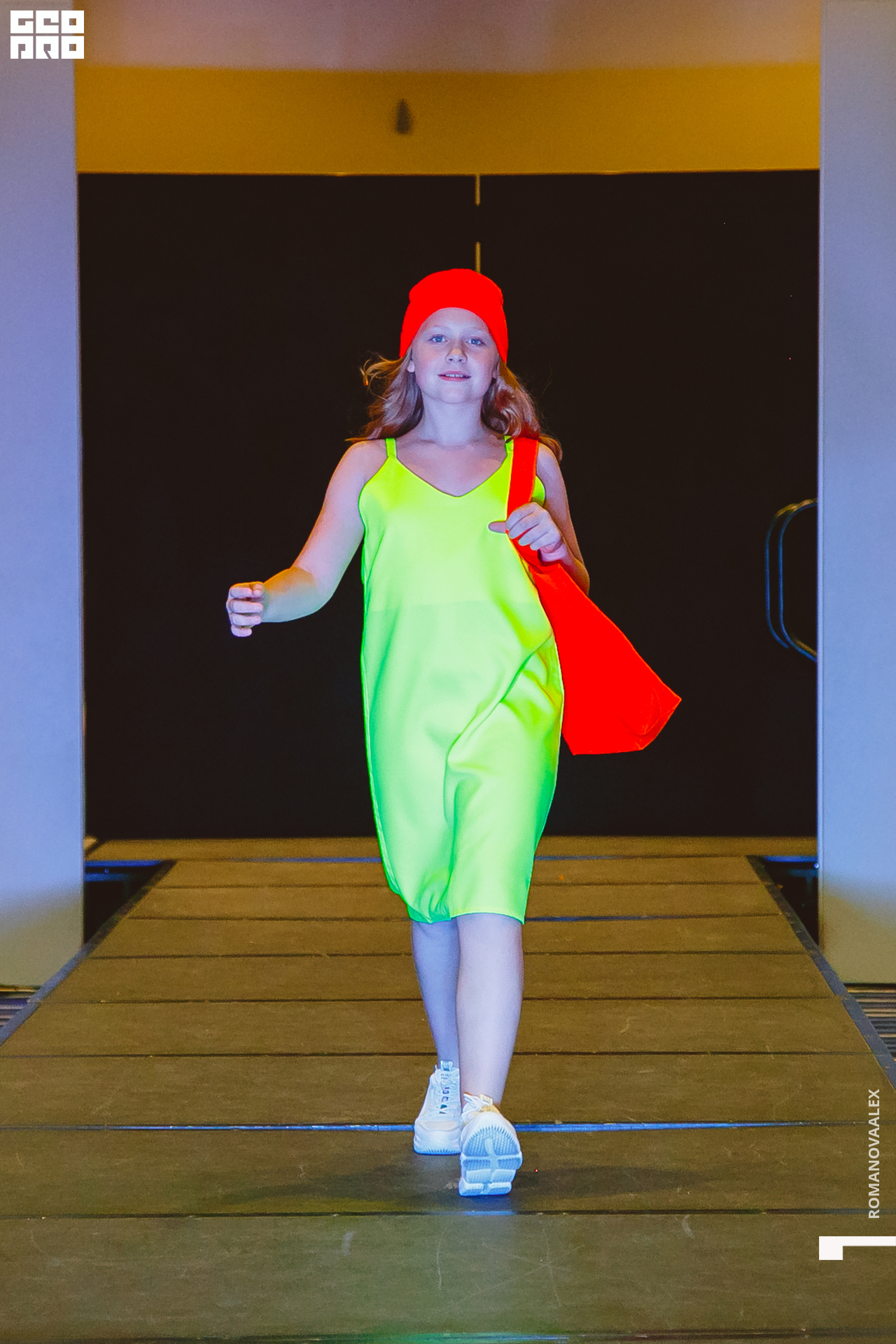 462 221011 030044 @romanovaalex.jpg