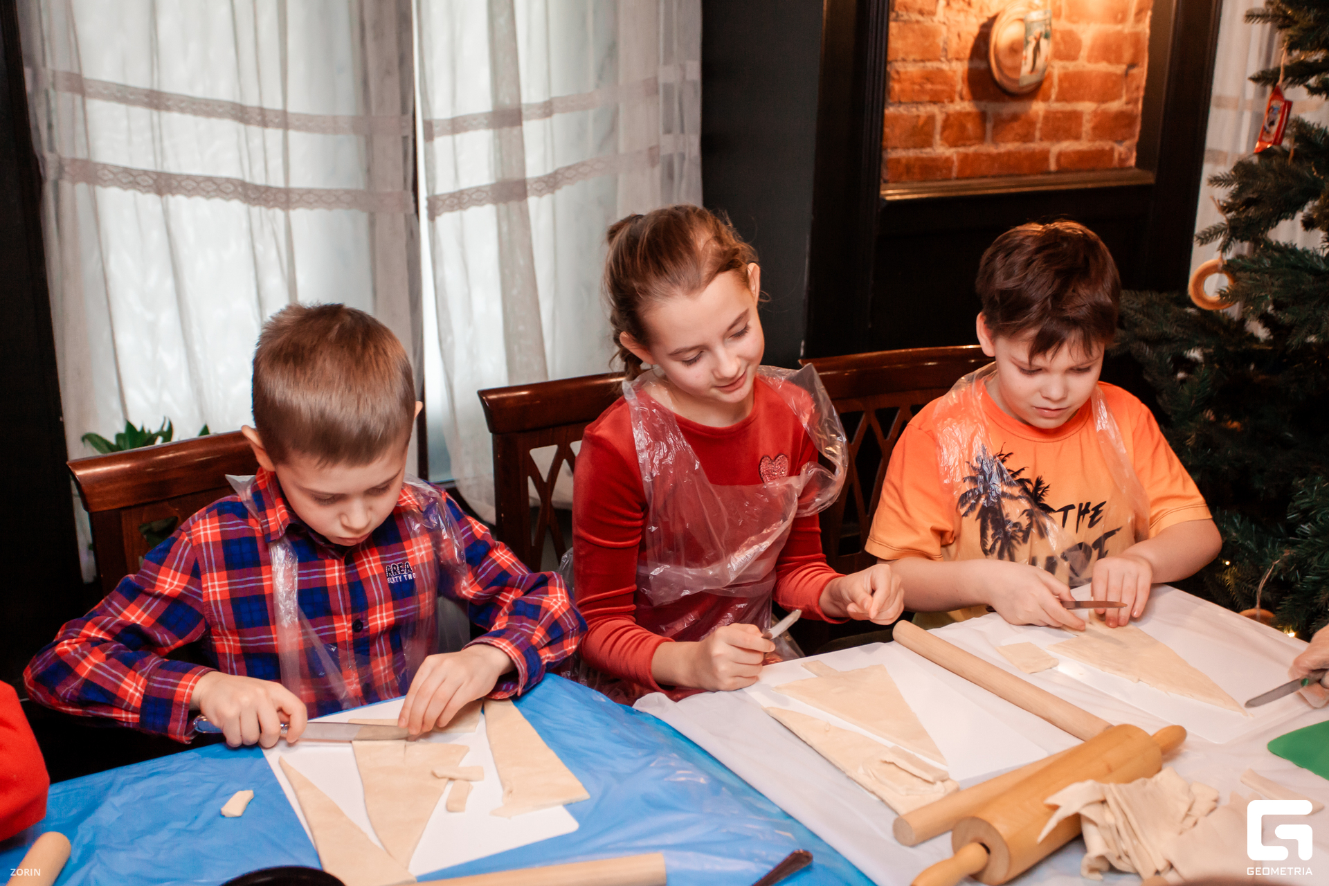 004-13-20-40-03-01-25- Zorin.jpg