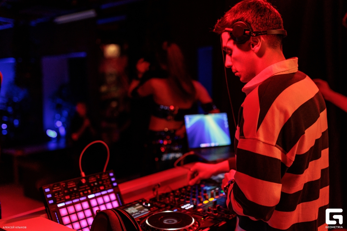 Saturday party 20