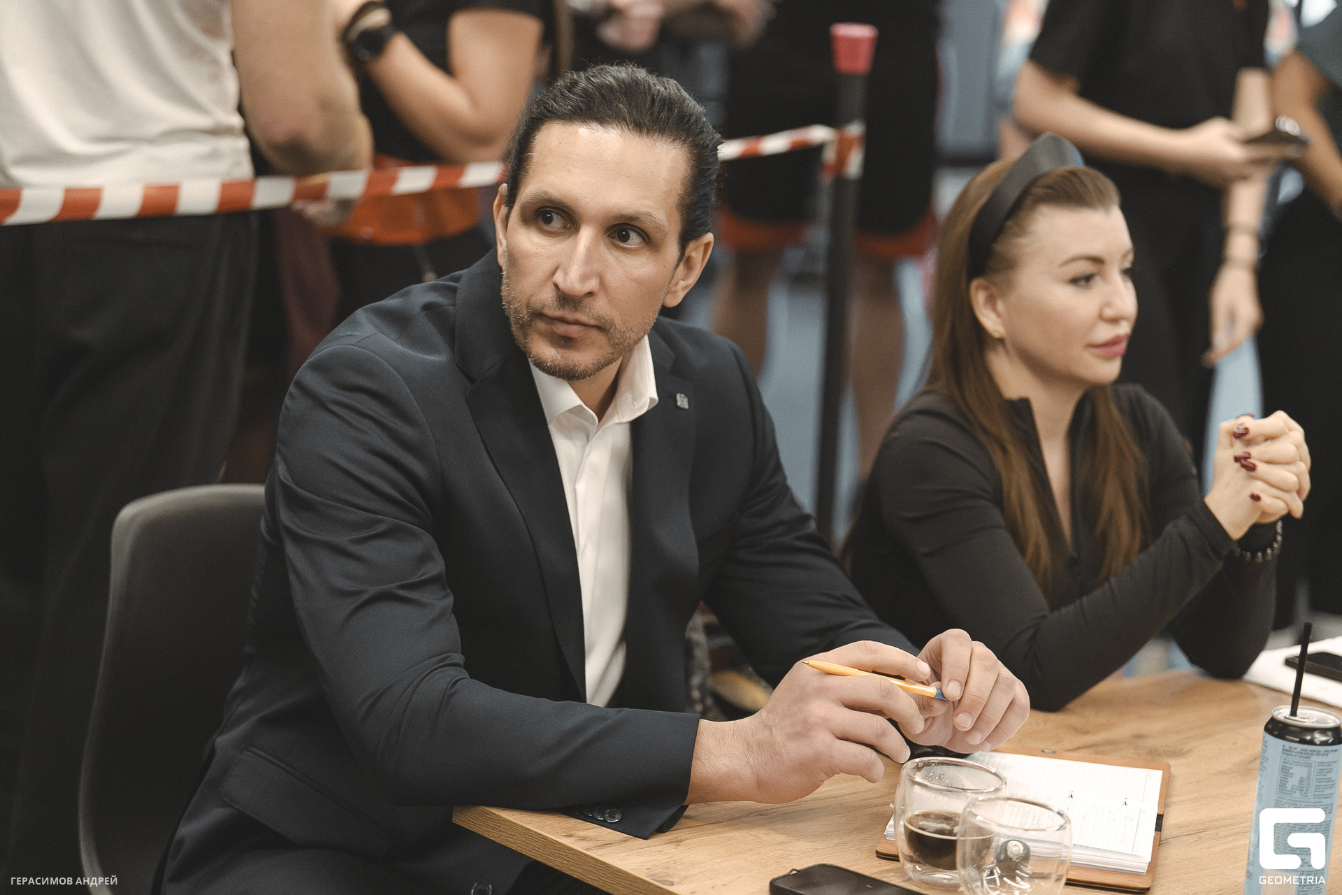 040 Dark Fit 10. 03.jpg