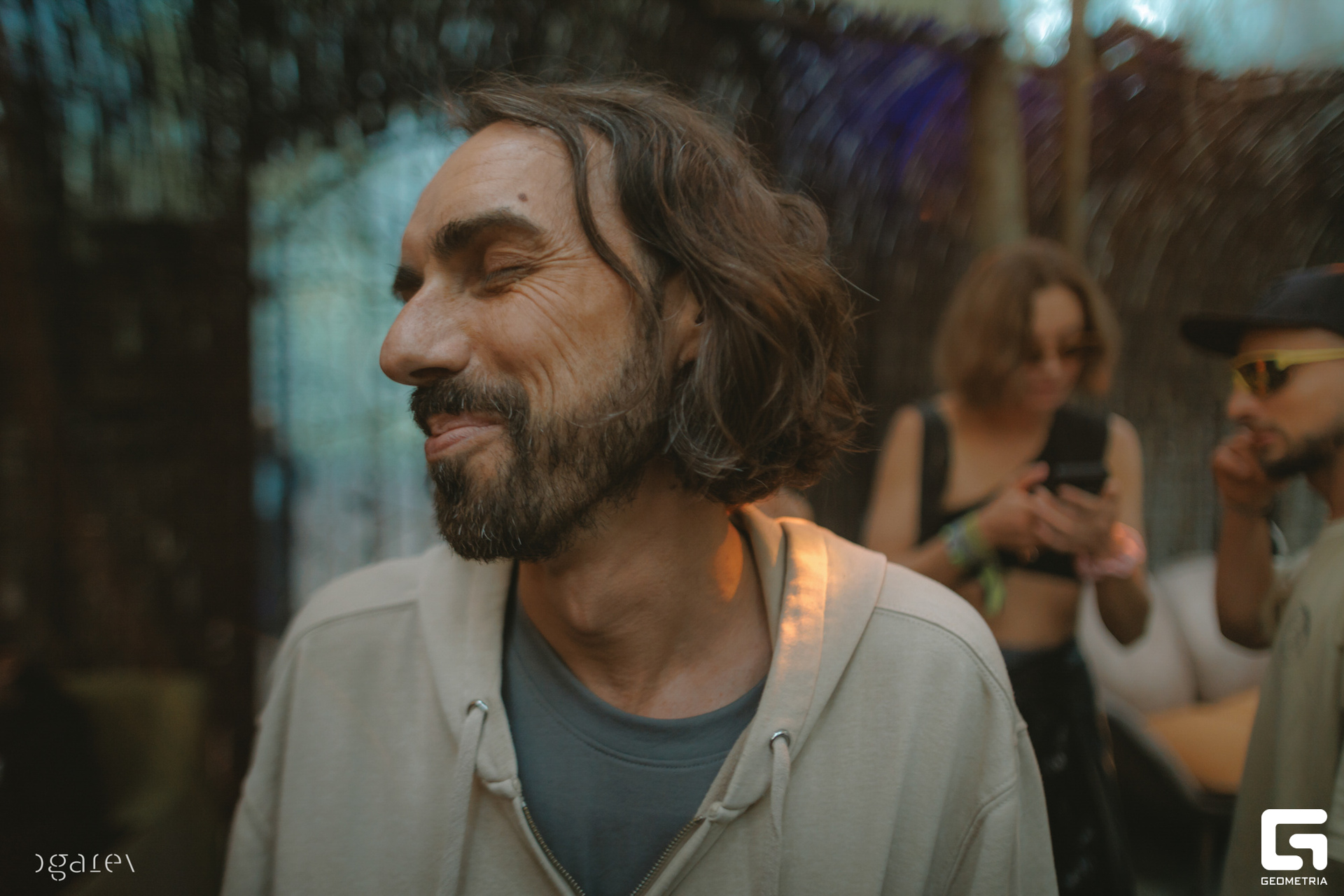 OUTLINE 2024-427-39.jpg