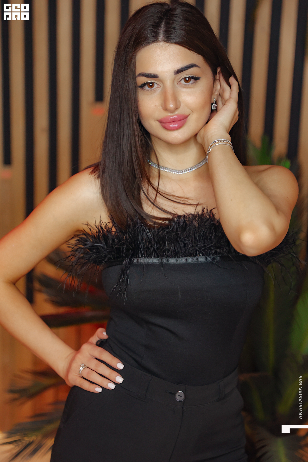 4.06 Applause-001.jpg