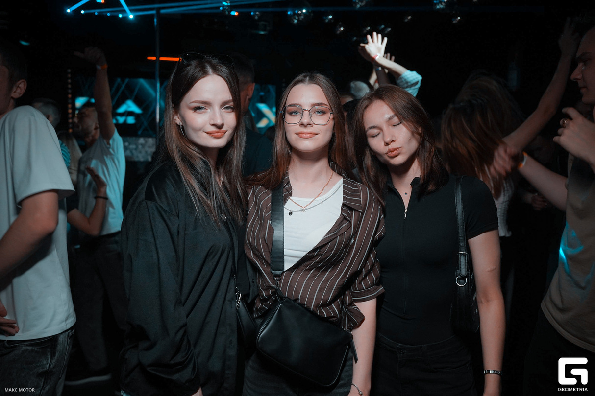 Saturday Night 16