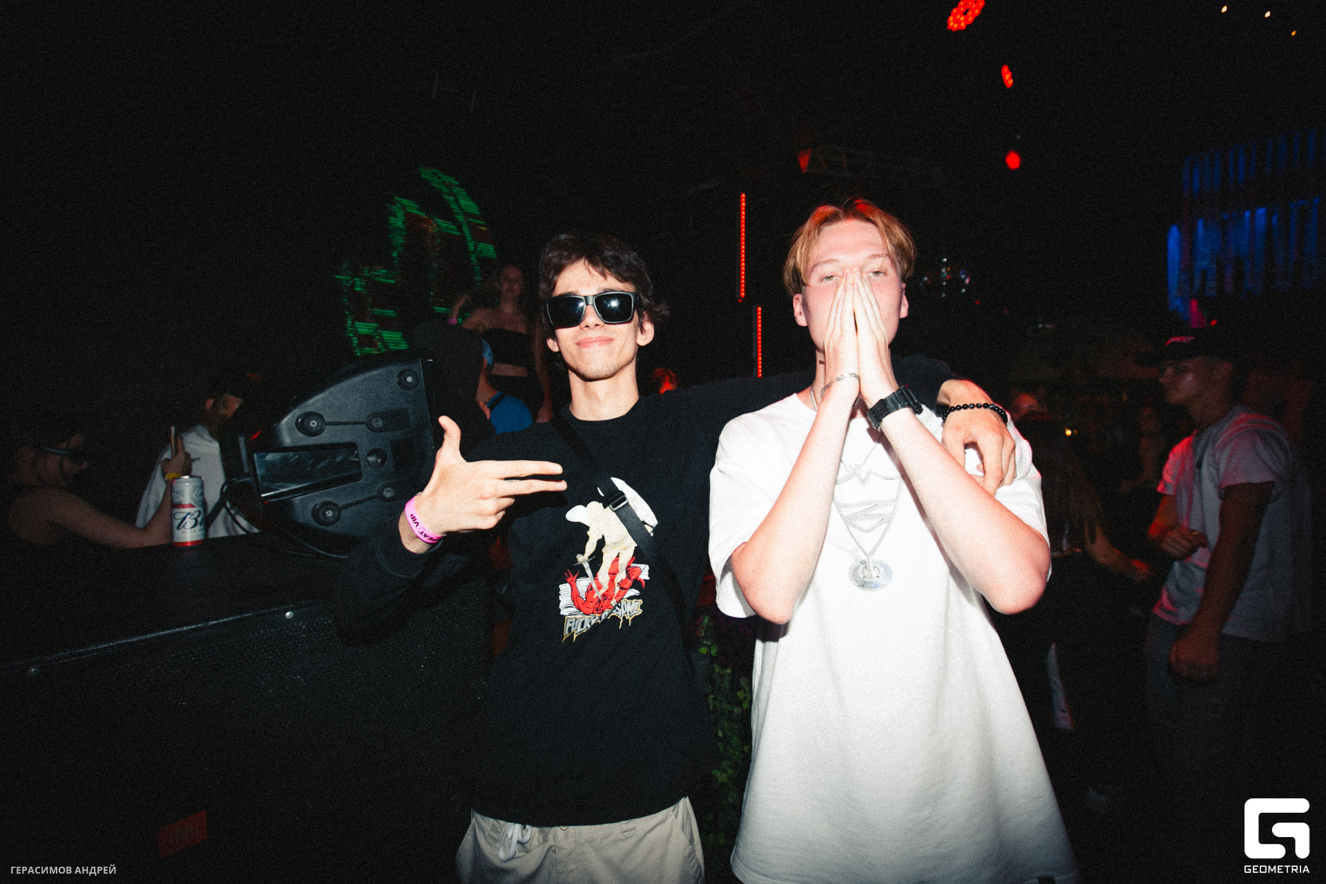 044 Repeat 26.08.jpg