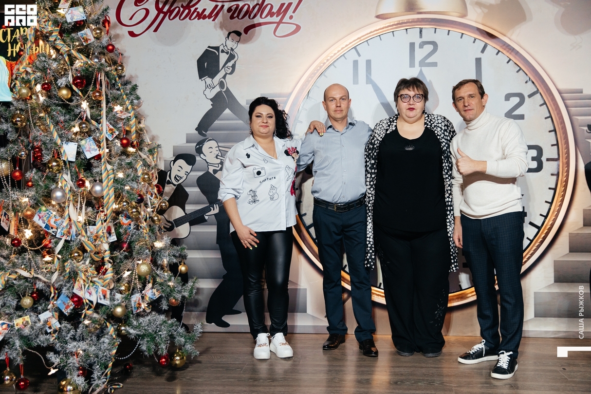 Новогодние корпоративы в ПетровичЪ 13