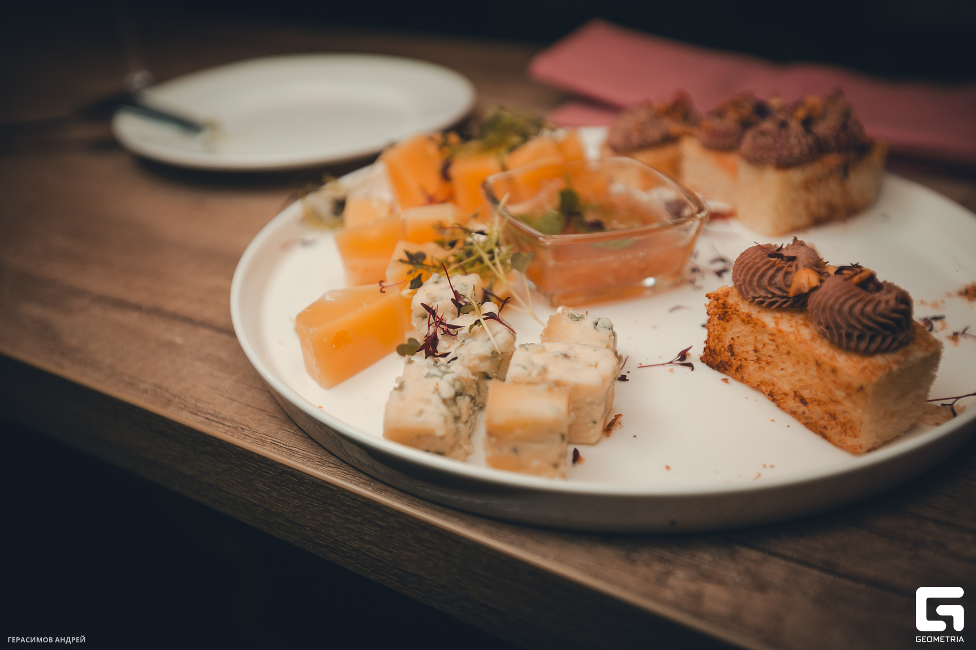 027  Wine station 16.11.jpg