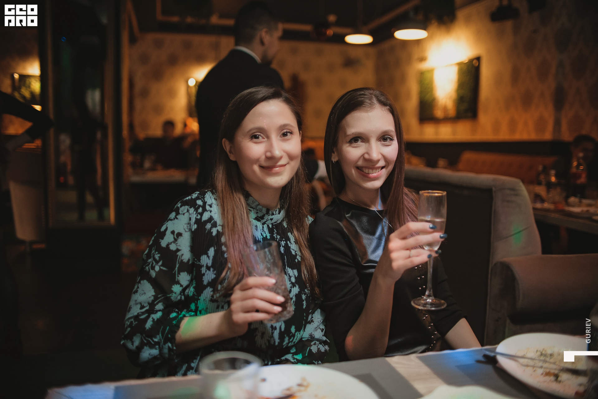 alphaSHOT prime100000-100132.jpg