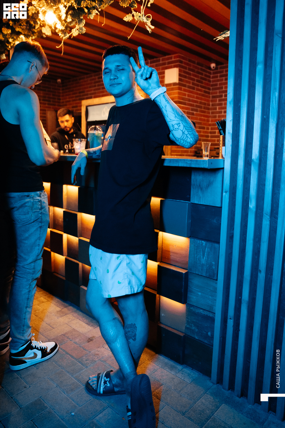 Saturday party 19