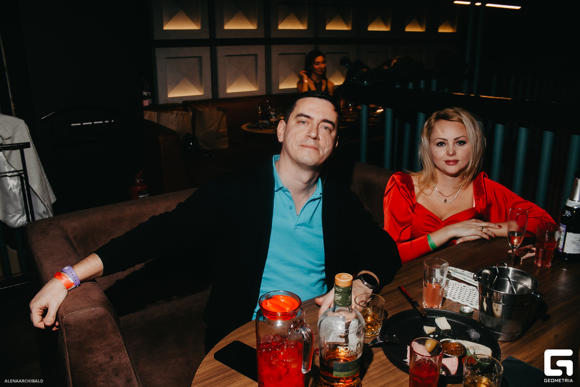 2023-12-08 20-00-38_alenaarchibald054.JPG