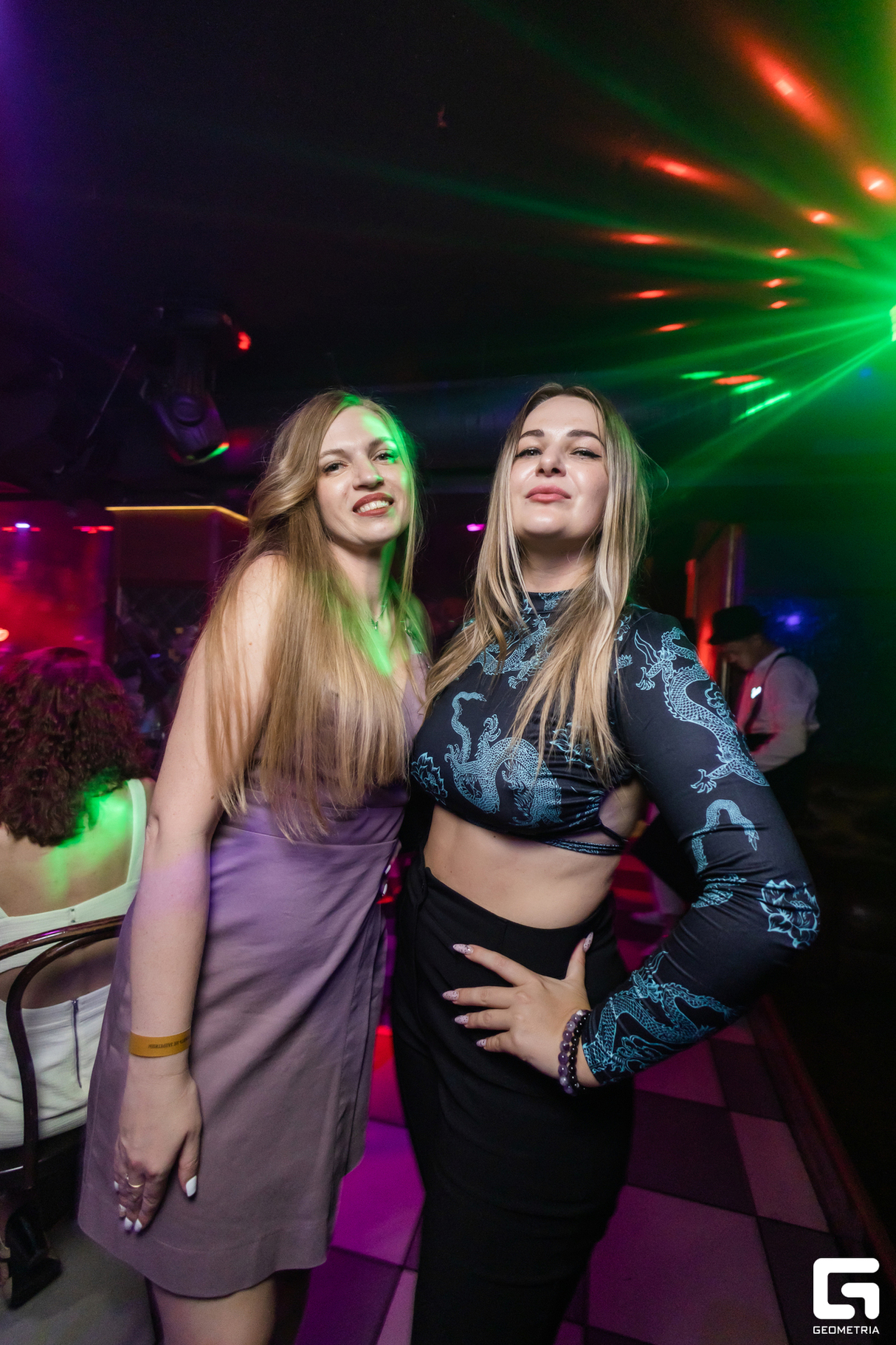 Saturday party 27