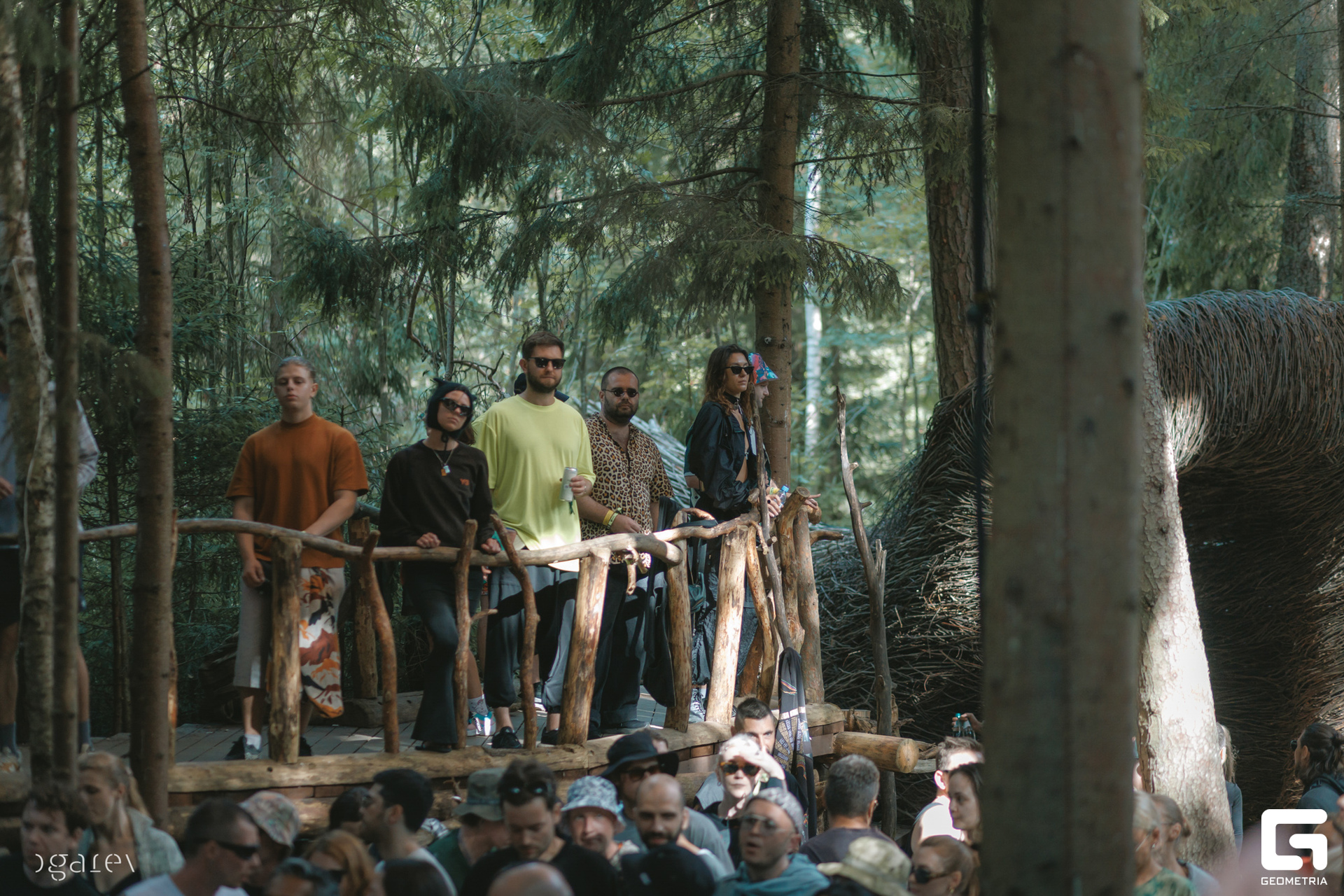 OUTLINE 2024-427-285.jpg