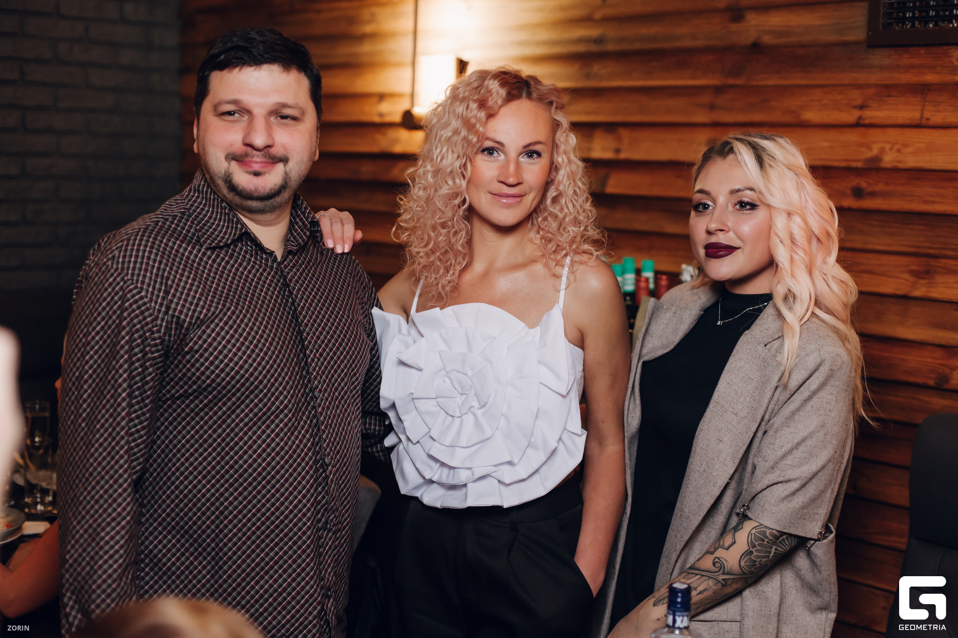 025-19-52-47-18-12-24- Zorin.jpg