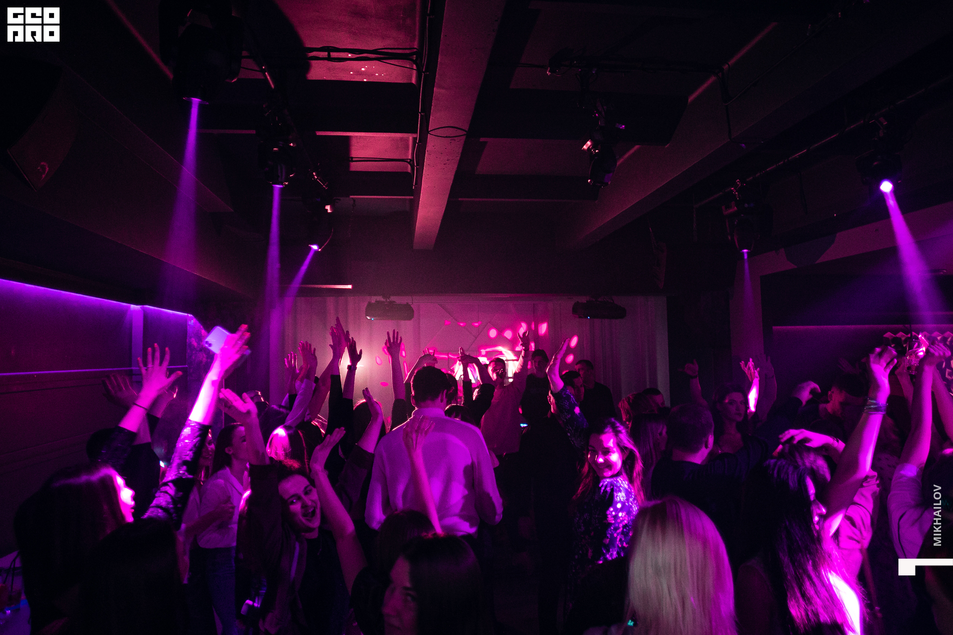 009-21-03-2021-02-47-Shake - Mikhailov - 2560.jpg