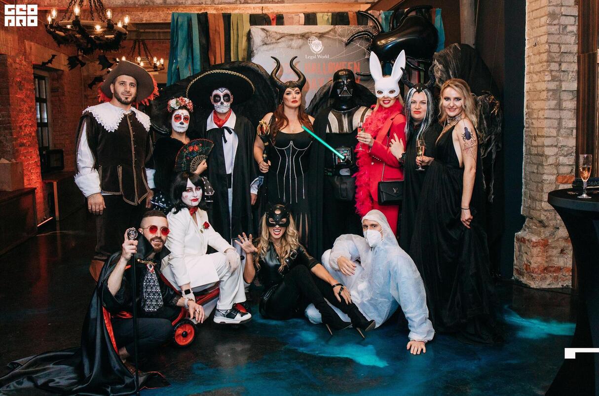 Halloween party 16