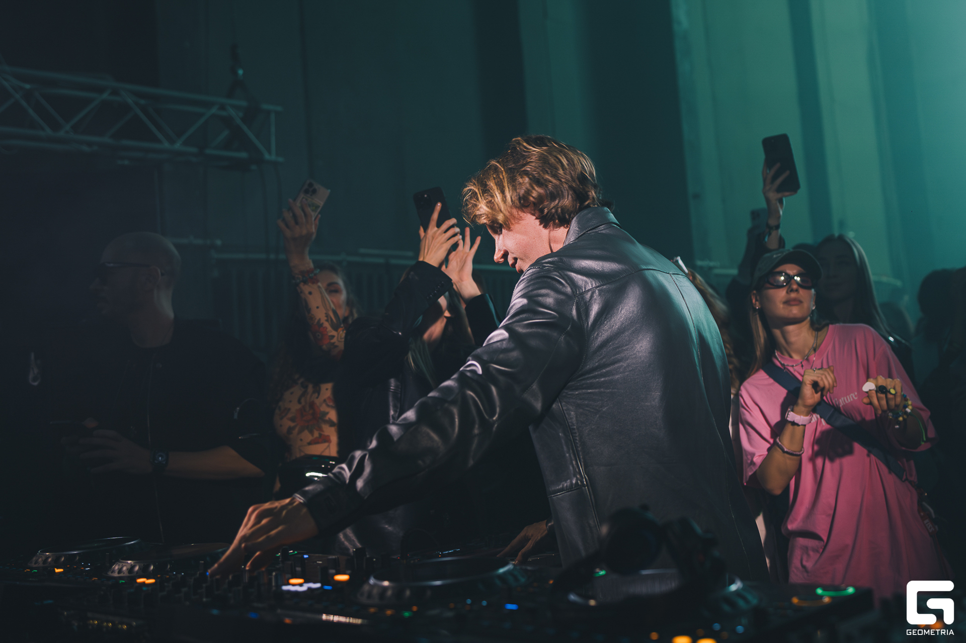 np-191-пари ночь0010.jpg