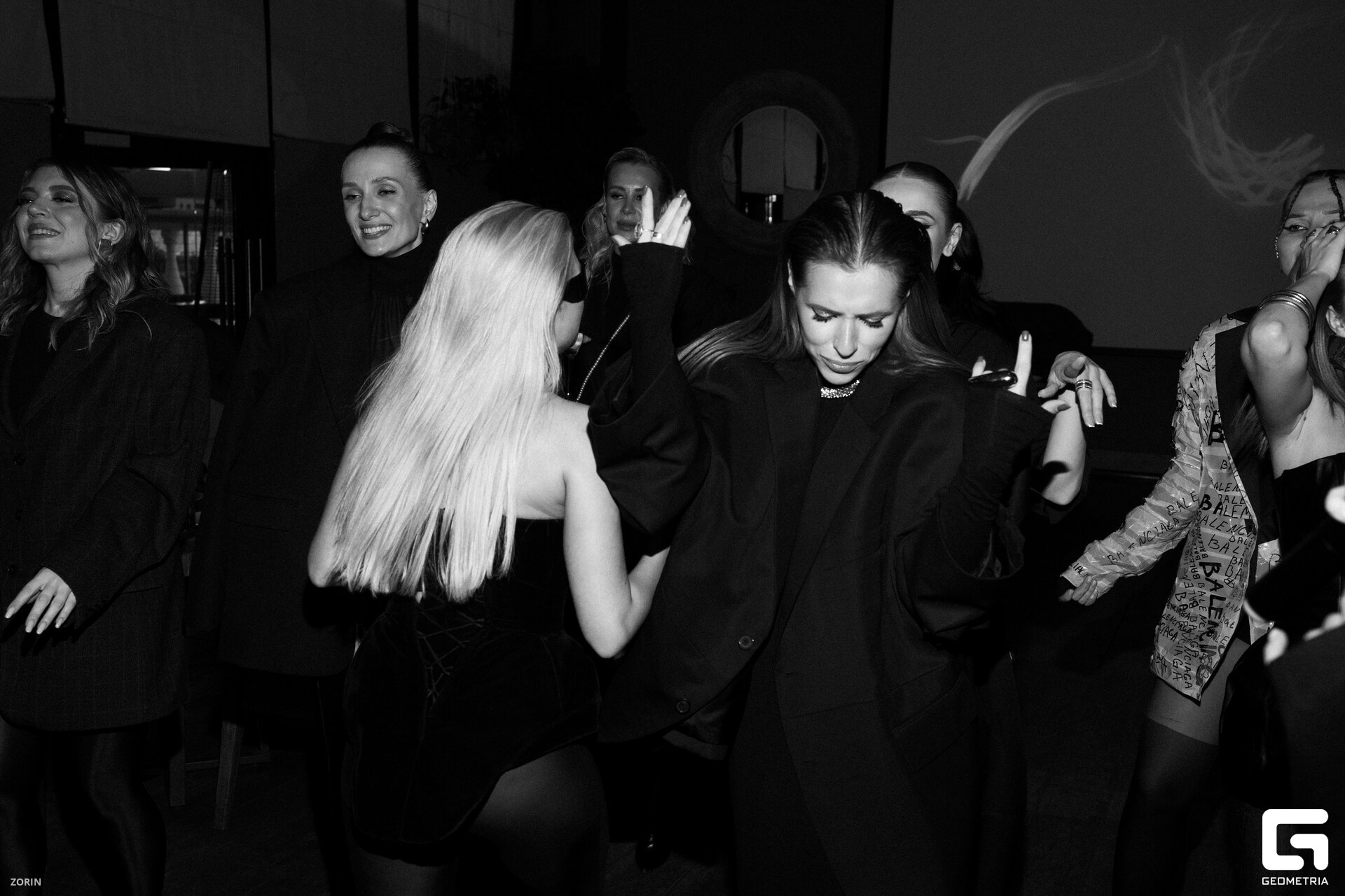 286-21-24-22-25-05-25- Zorin_resized.jpg