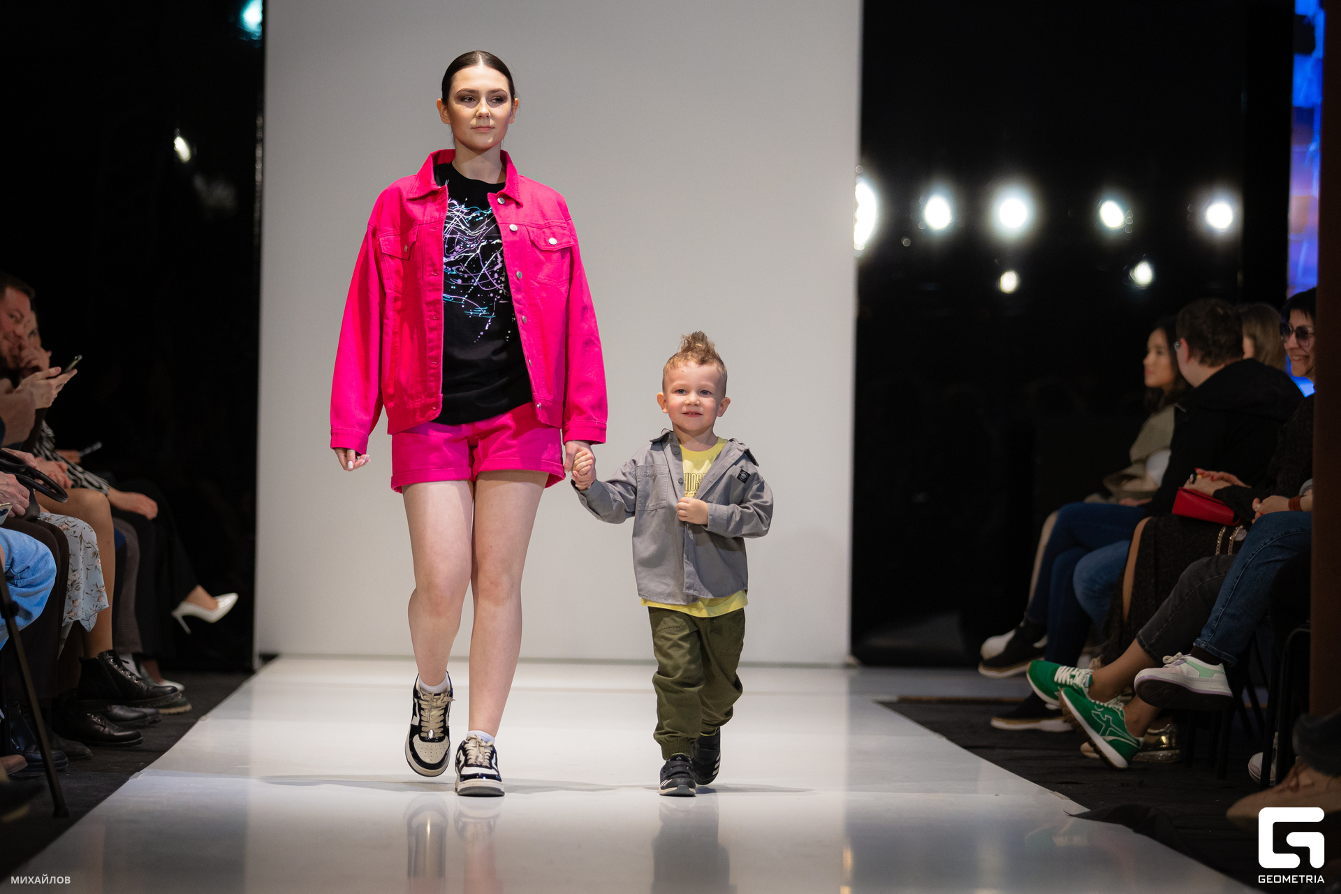 780-2304060322-Показ - Михайлов.JPG