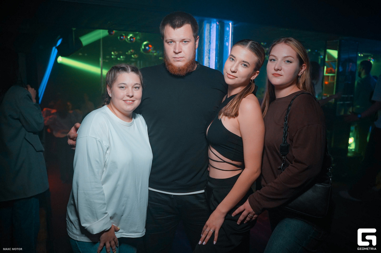 Weekend Party 30