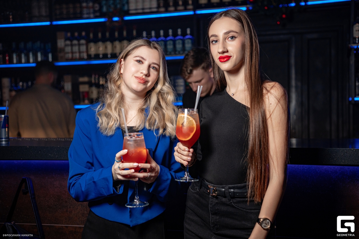 Sunday party 23