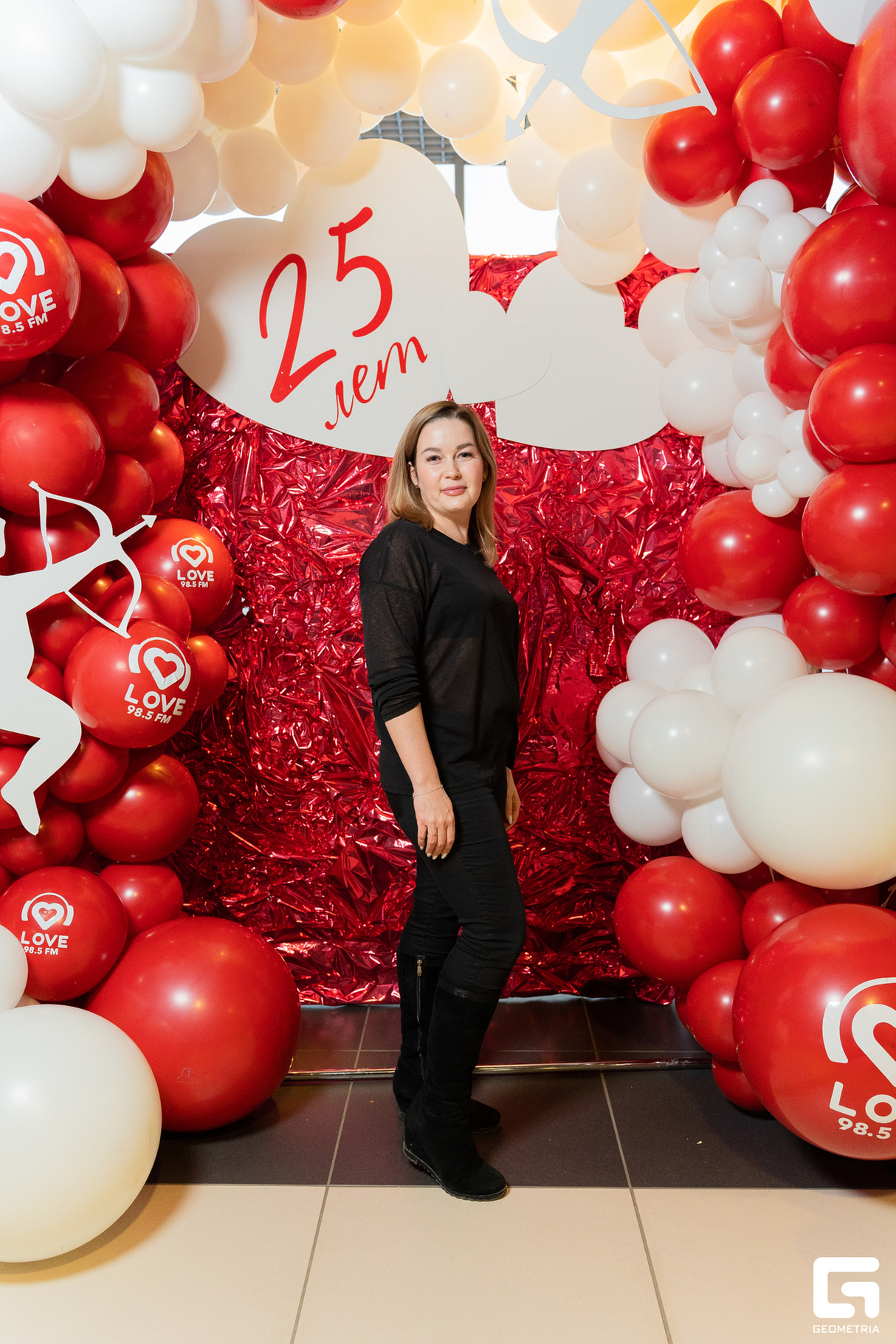 Фотозона Big Love Show 2025 в честь 25-ти летия  LOVE RADIO 14