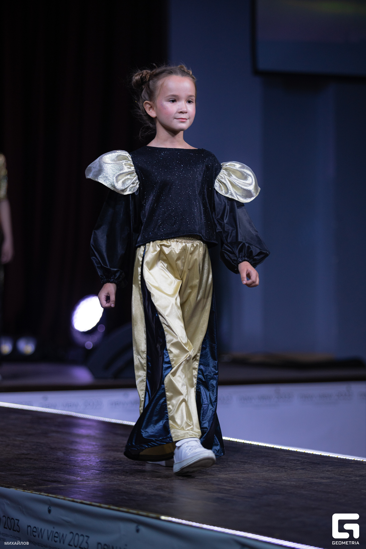 237-2305204234-Показ - Михайлов - 2560.JPG